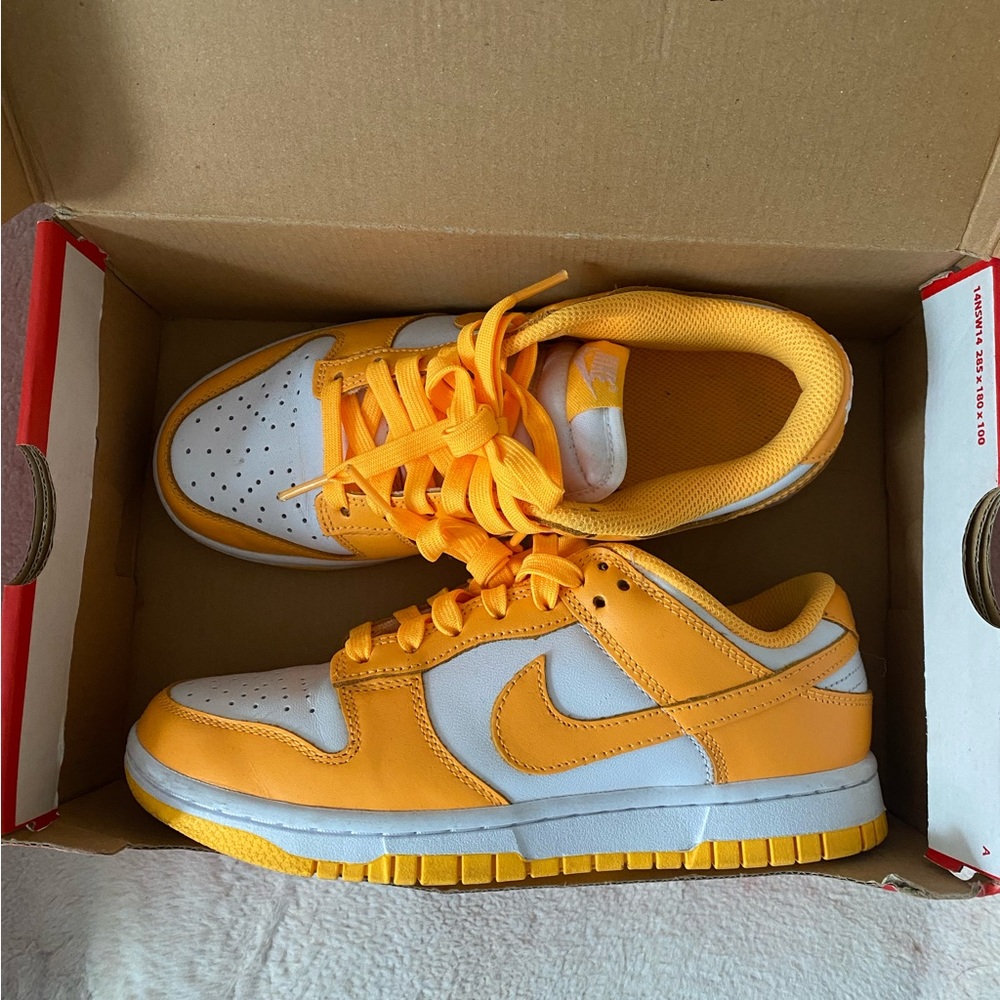 Nike woman’s dunk low “laser orange”